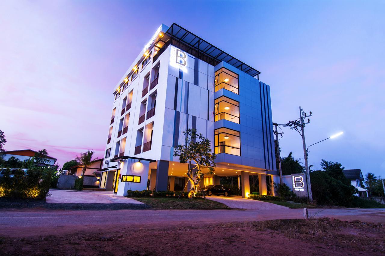 B Boutique Residence Сурат Тхани Екстериор снимка