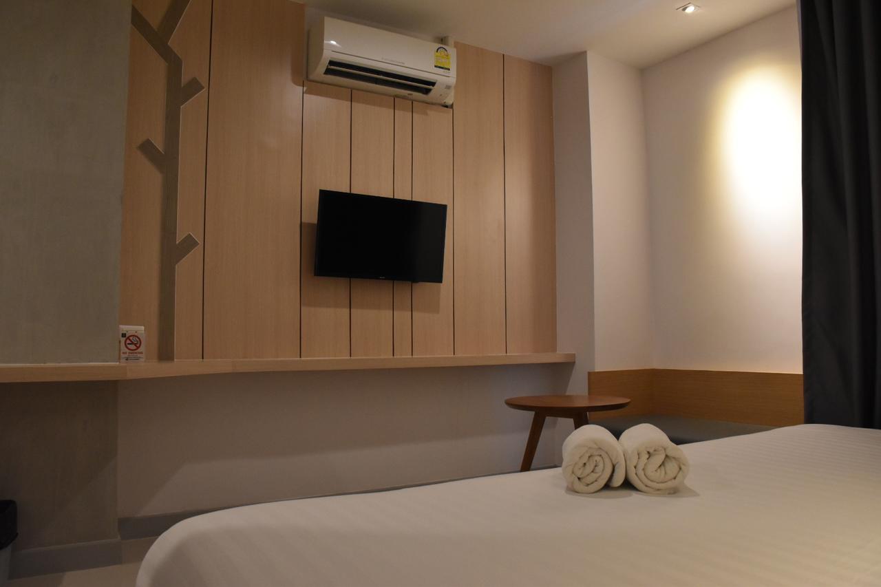 B Boutique Residence Сурат Тхани Екстериор снимка