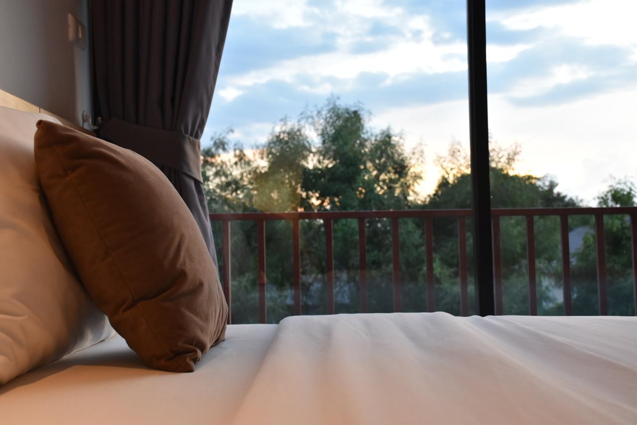 B Boutique Residence Сурат Тхани Екстериор снимка