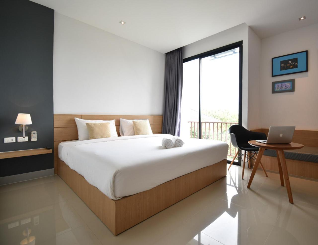 B Boutique Residence Сурат Тхани Екстериор снимка